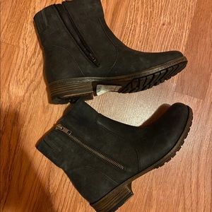 New western ankle boots